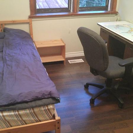 Mcmaster Accommodations Hamilton Szoba fotó