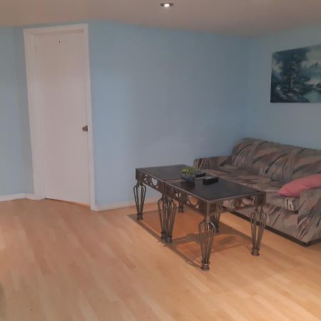 Mcmaster Accommodations Hamilton Kültér fotó